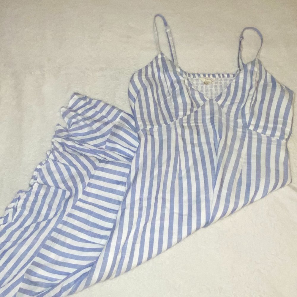CASUAL DRESS